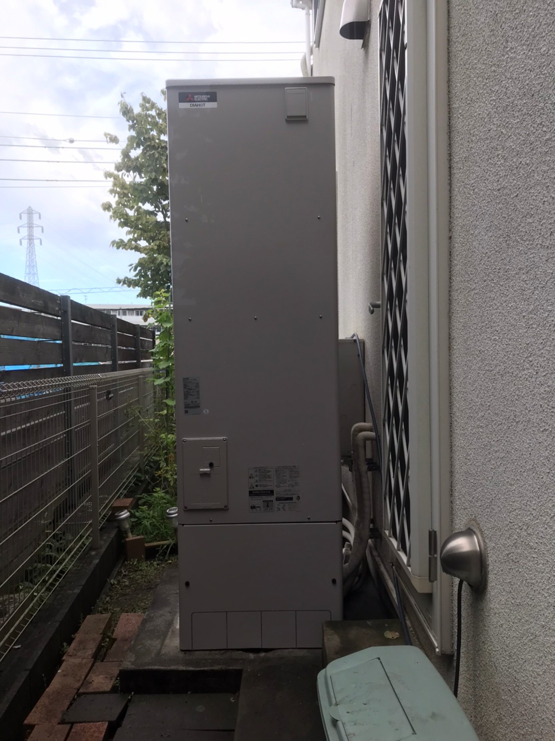 神奈川県川崎市多摩区南生田エコキュート交換工事S様